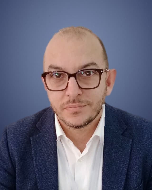 Porträt von Abdelkrim Amrani, Englischlehrer